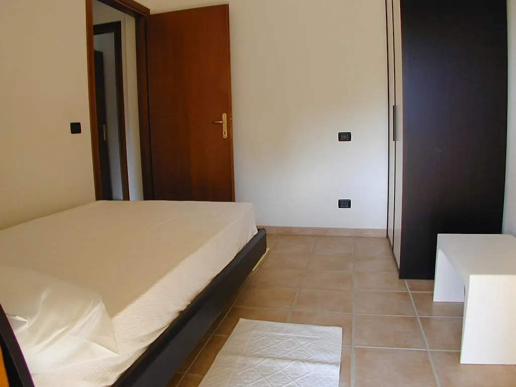 Appartamento Markus By La Via Del Mare Viaggi E Vacanze Вилласимиус 0*,  Италия