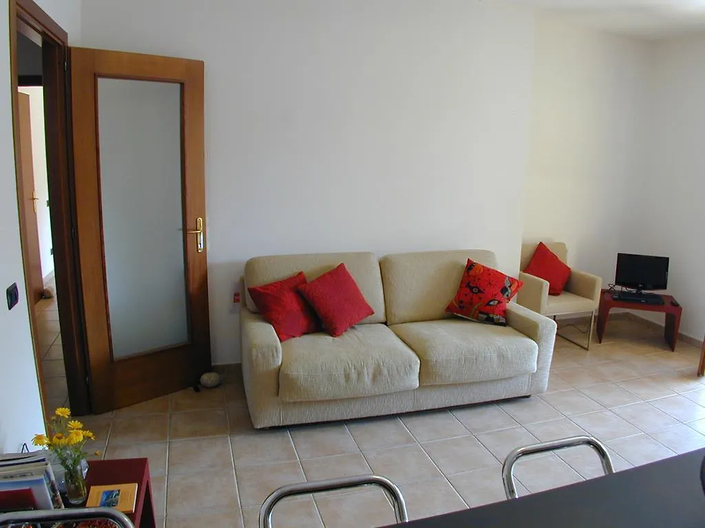 Appartamento Markus By La Via Del Mare Viaggi E Vacanze Вилласимиус Апартаменты